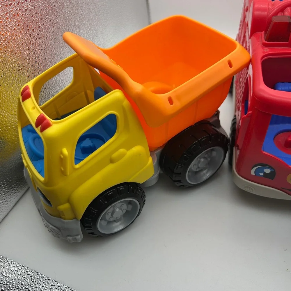 Fisher-Price Little People Vehicle Lot Dump Truck Fire Engine Train 3pc Set